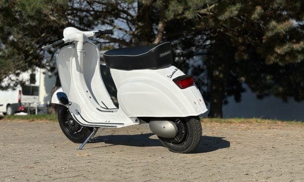 prismo-vespa-50-weiss - 1