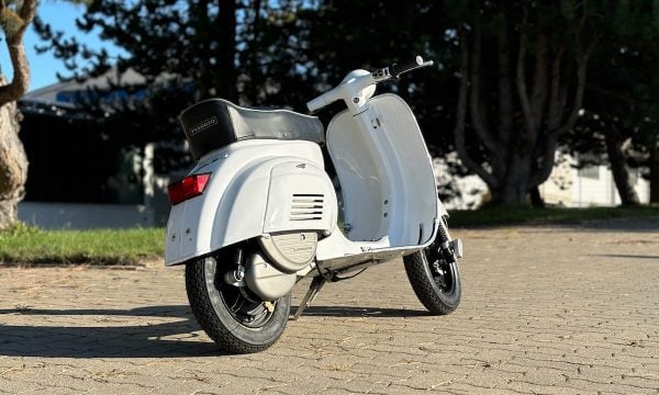 prismo-vespa-50-weiss - 2