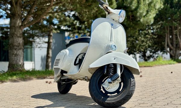 Vespa 125 PV-ET3 1980 VMA2T-020 e-vespa by prosimo - 2