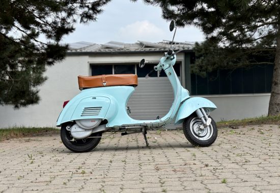 Vespa 50 V5A1T-174 e-vespa by prosimo - 1 Vespa 50 V5A1T-174 e-vespa by prosimo - 1