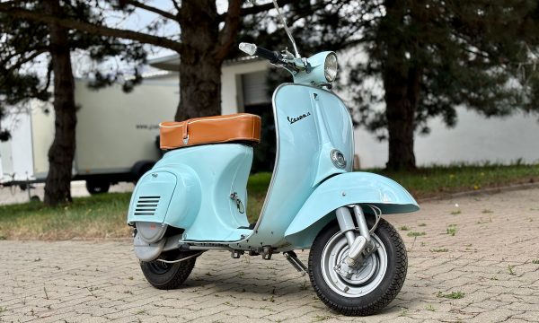 Vespa 50 V5A1T-174 e-vespa by prosimo - 2