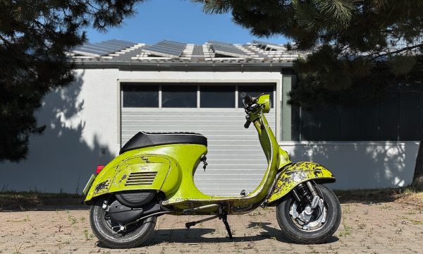 Vespa 50 V5A1T-514 e-vespa by prosimo - 1