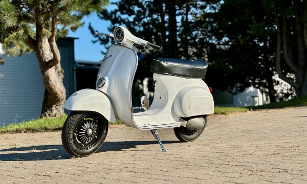 Vespa 50 V5A1T-631