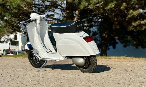 Vespa 50 V5A1T-631 e-vespa by prosimo - 6