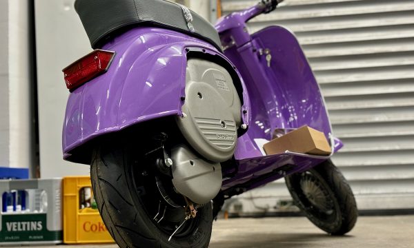 Vespa 50 V5A1T-932 e-vespa by prosimo - 8