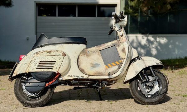 Vespa 50s V5SA1T-804 Voltracer e-vespa by prosimo