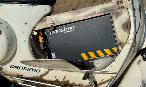 Vespa 50s V5SA1T-804 Voltracer e-vespa by prosimo - 23