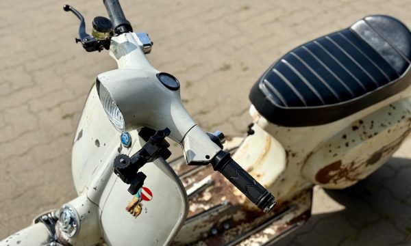 Vespa 50s V5SA1T-804 Voltracer e-vespa by prosimo - 6
