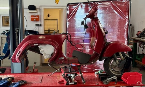 Vespa PK50XL2 WattWarrior Weinrot - 1 Vespa PK50XL2 WattWarrior Weinrot - 1
