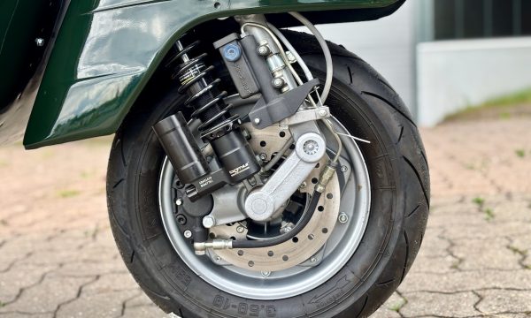 Vespa PX80 V8X1T-300-e-vespa-by-prosimo - 10 Vespa PX80 V8X1T-300-e-vespa-by-prosimo - 10