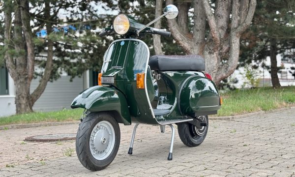 Vespa PX80 V8X1T-300-e-vespa-by-prosimo - 16 Vespa PX80 V8X1T-300-e-vespa-by-prosimo - 16