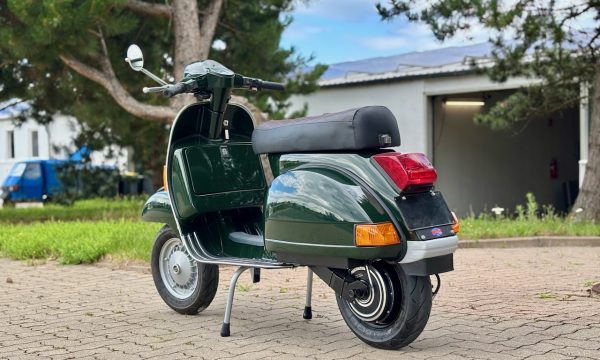 Vespa PX80 V8X1T-300-e-vespa-by-prosimo - 17 Vespa PX80 V8X1T-300-e-vespa-by-prosimo - 17