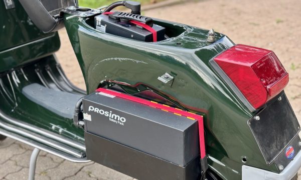 Vespa PX80 V8X1T-300-e-vespa-by-prosimo - 18 Vespa PX80 V8X1T-300-e-vespa-by-prosimo - 18
