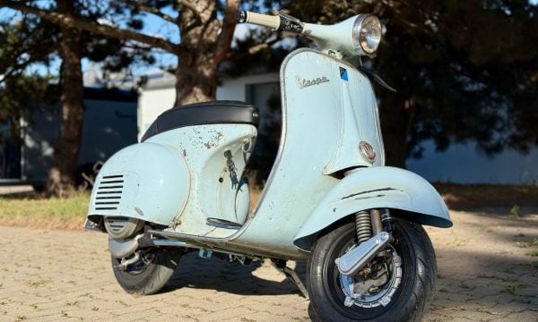 Vespa 125 VNB6T-015 - 3 Vespa 125 VNB6T-015 - 3