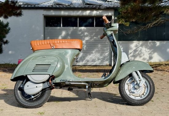 Vespa 50N Special V5B3T-184 - 2 prosimo Elektro Vespa 50N Special V5B3T-184