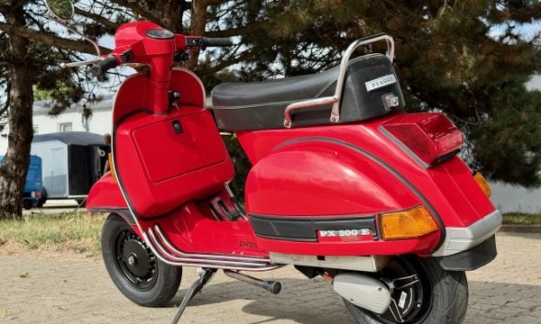 Vespa P200E VSX1T-348 - 12