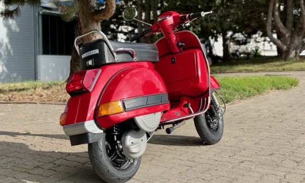 Vespa P200E VSX1T-348 - 2