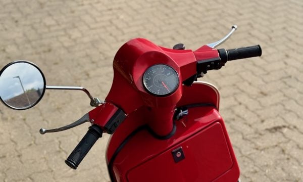 Vespa P200E VSX1T-348 - 5