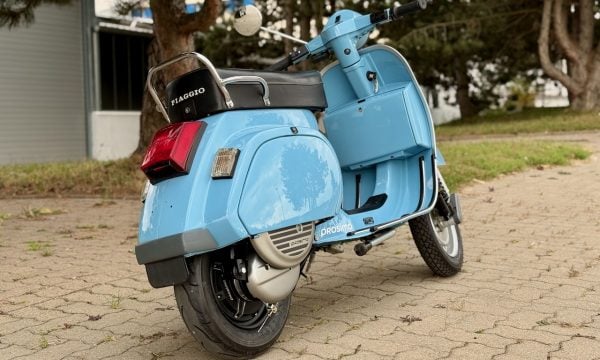 Vespa PK50 V5X2T-006 - 2 Vespa PK50 V5X2T-006 - 2