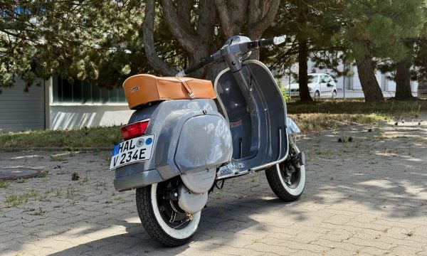 Vespa PK50s V5X2T-002 - 2 Vespa PK50s V5X2T-002 - 2